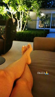 Anna Lewandowska feet photo thumbnail