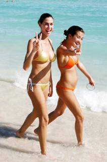 Melissa Satta feet photo thumbnail