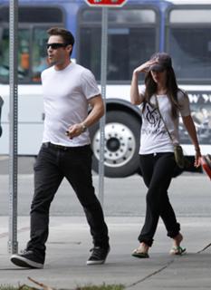 Megan Fox feet photo thumbnail