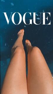 Athina Oikonomakou feet photo thumbnail