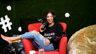 Gabbie Hanna feet photo thumbnail