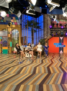 Cynthia Rodríguez feet photo thumbnail