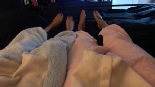 Eiza González feet photo thumbnail