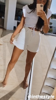 Charlotte Crosby feet photo thumbnail