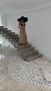 Nabilla Benattia feet photo thumbnail