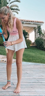 Chiara Ferragni feet photo thumbnail