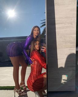 Kylie Jenner feet photo thumbnail