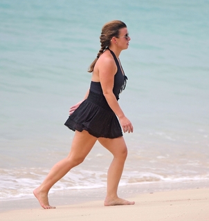 Coleen Rooney feet photo thumbnail