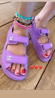Chiara Ferragni feet photo thumbnail