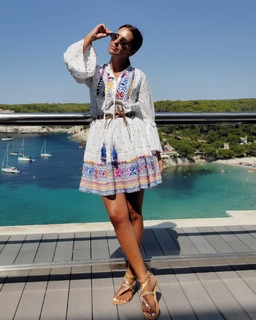 Paula Echevarría feet photo thumbnail