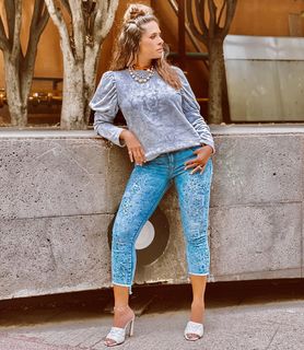 Galilea Montijo feet photo thumbnail