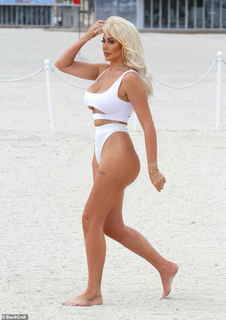 Chloe Ferry feet photo thumbnail