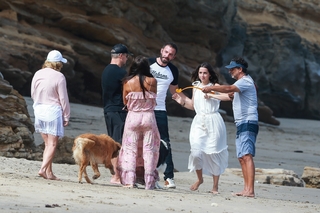 Ana de Armas feet photo thumbnail