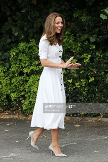 Catherine Princess of Wales feet photo thumbnail
