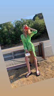Elsa Hosk feet photo thumbnail