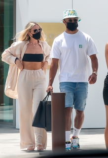 Perrie Edwards feet photo thumbnail