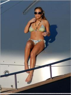Mariah Carey feet photo thumbnail