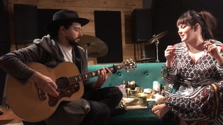 Ewa Farna feet photo thumbnail