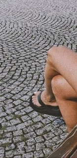 Anna Lewandowska feet photo thumbnail