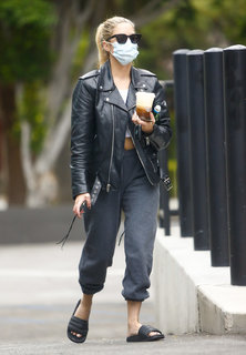 Ashley Benson feet photo thumbnail