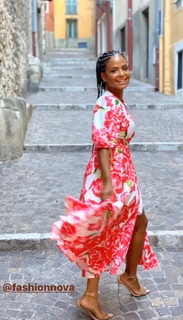 Christina Milian feet photo thumbnail