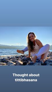 Kino MacGregor feet photo thumbnail