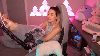 Natalia Mogollon feet photo thumbnail