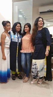 Jannat Zubair Rahmani feet photo thumbnail