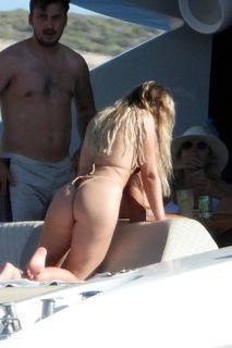 Perrie Edwards feet photo thumbnail