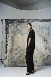 Cobie Smulders feet photo thumbnail