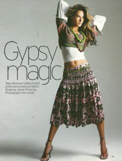Alessandra Ambrosio feet photo thumbnail