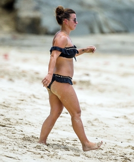 Coleen Rooney feet photo thumbnail