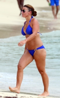 Coleen Rooney feet photo thumbnail