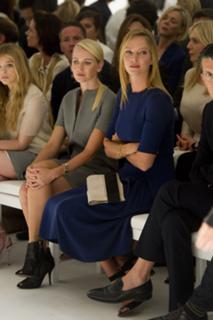 Uma Thurman feet photo thumbnail