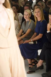 Uma Thurman feet photo thumbnail