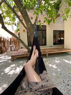 Claudia Lizaldi feet photo thumbnail