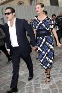 Uma Thurman feet photo thumbnail