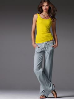 Karlie Kloss feet photo thumbnail