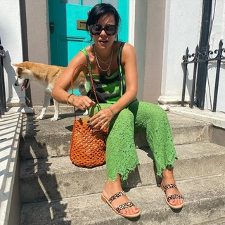 Lily Allen feet photo thumbnail