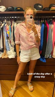 Chiara Ferragni feet photo thumbnail
