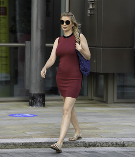 Rachel Riley feet photo thumbnail