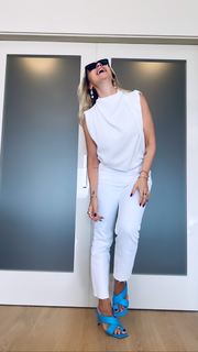 Hadise feet photo thumbnail