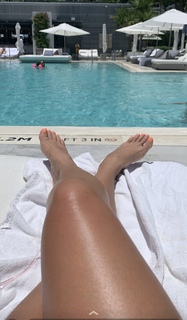 Julieanna Marie Goddard feet photo thumbnail