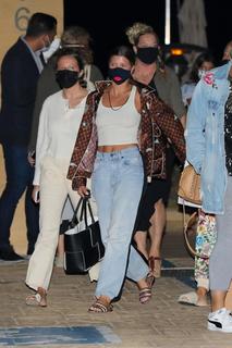 Sofia Richie feet photo thumbnail