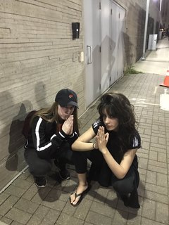 Camila Cabello feet photo thumbnail