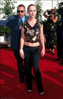 Christina Ricci feet photo thumbnail