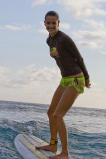 Alessandra Ambrosio feet photo thumbnail