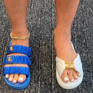 Julieanna Marie Goddard feet photo thumbnail