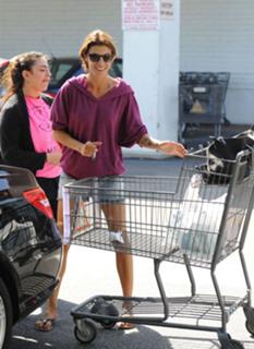 Elisabetta Canalis feet photo thumbnail