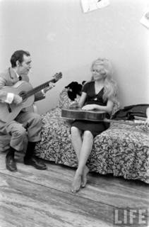 Brigitte Bardot feet photo thumbnail